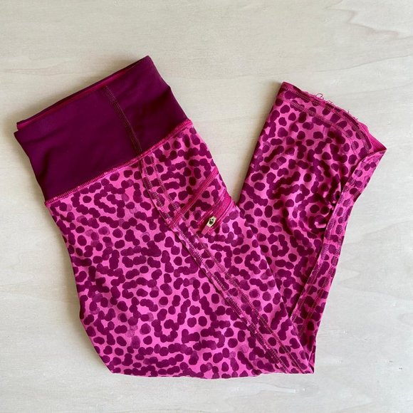 lululemon athletica Run: Top Speed Crop Pink Leopard Leggings - Picture 6 of 14